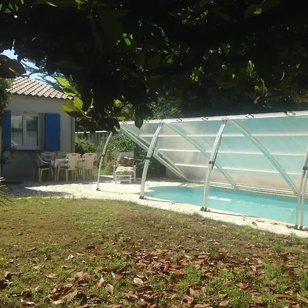 Maison Familiale A Grand-village *